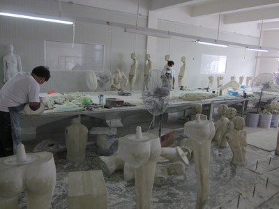 金華歐亞工藝制品 專(zhuān)業(yè)服裝模特與展示道具制造商