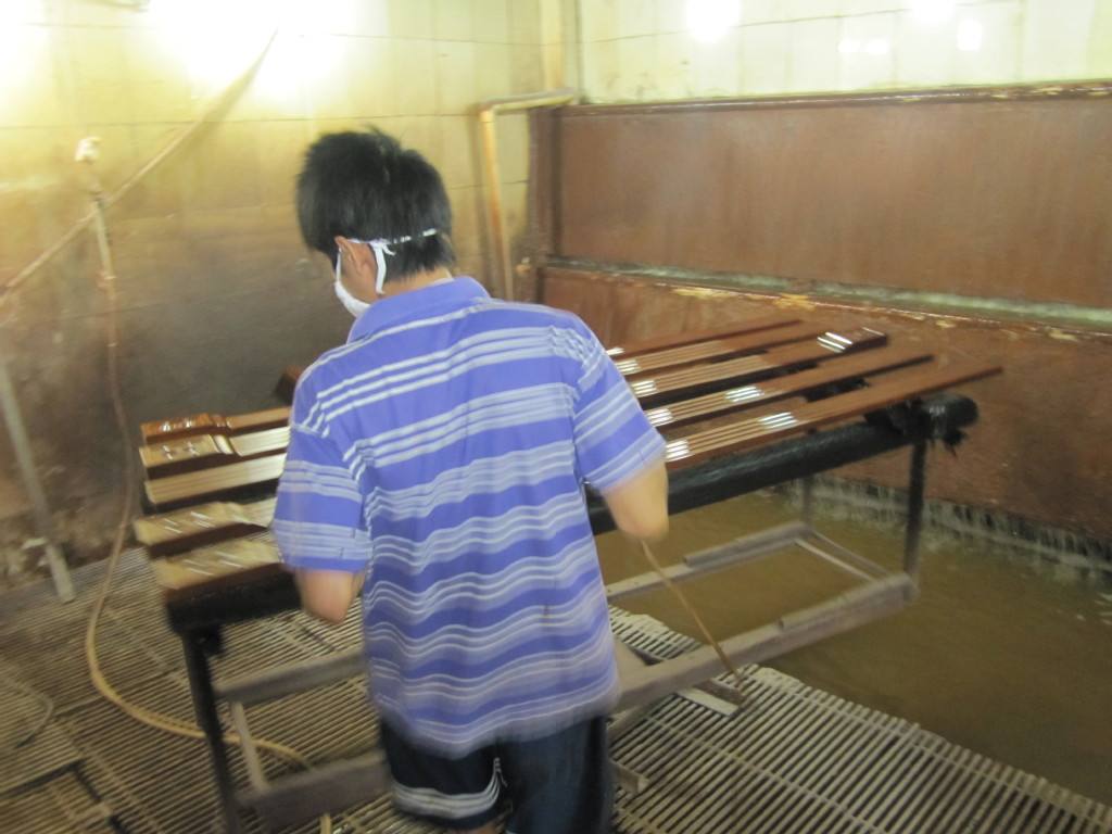 穗軒門業蕾蕾專欄 隨手拍工廠實景，細品實木門匠心制作工藝